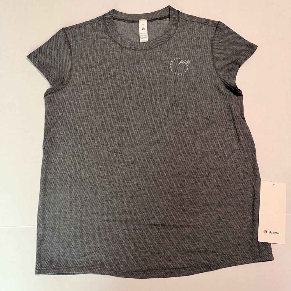 lululemon athletica Women's Charcoal Heather Short Sleeve Tee